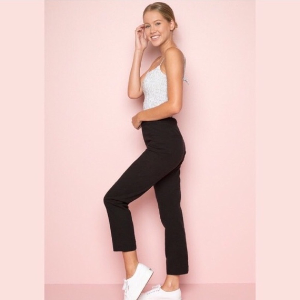 **Brandy black tildens**